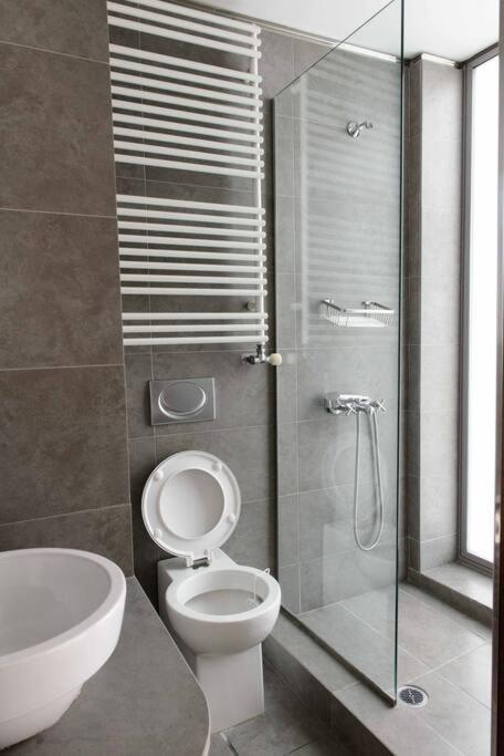City Lux2Modern Apartment Next To Kerameikos Metro Атина Екстериор снимка