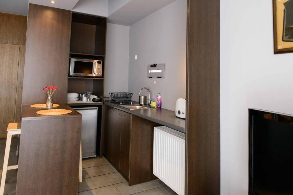 City Lux2Modern Apartment Next To Kerameikos Metro Атина Екстериор снимка
